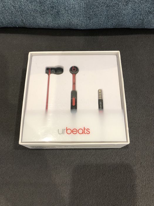 Beats urBeats In-Ear Headphones .