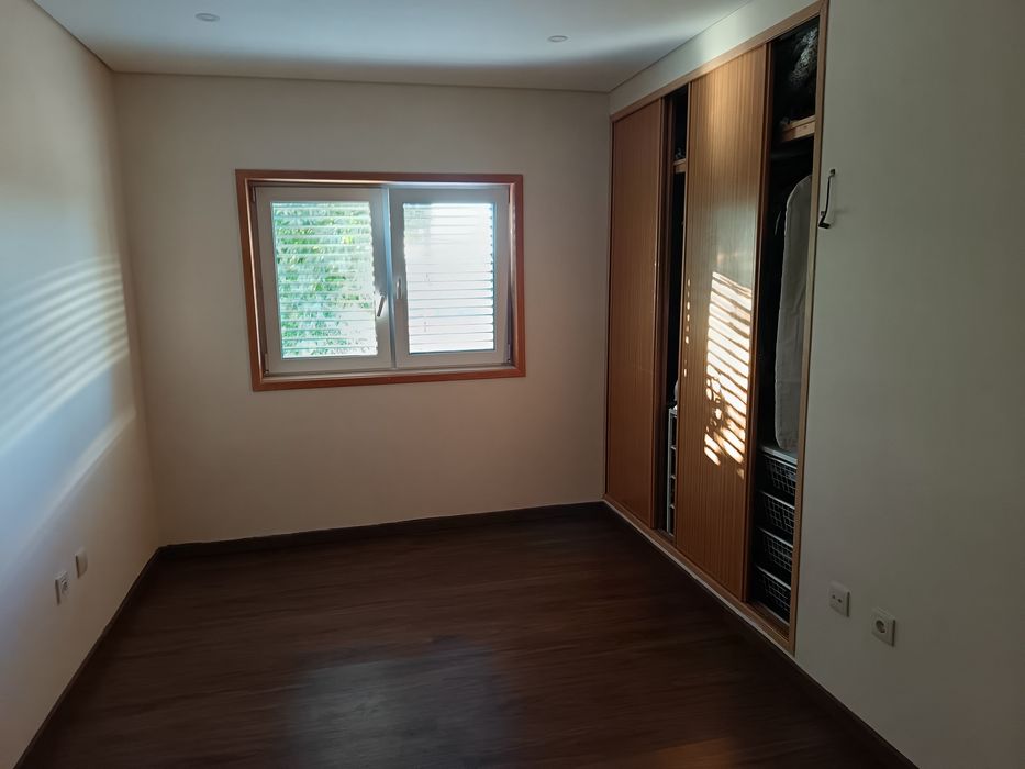 Moradia geminada T2 Gondomar