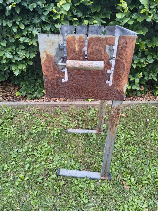 Grill ogrodowy  Enders
