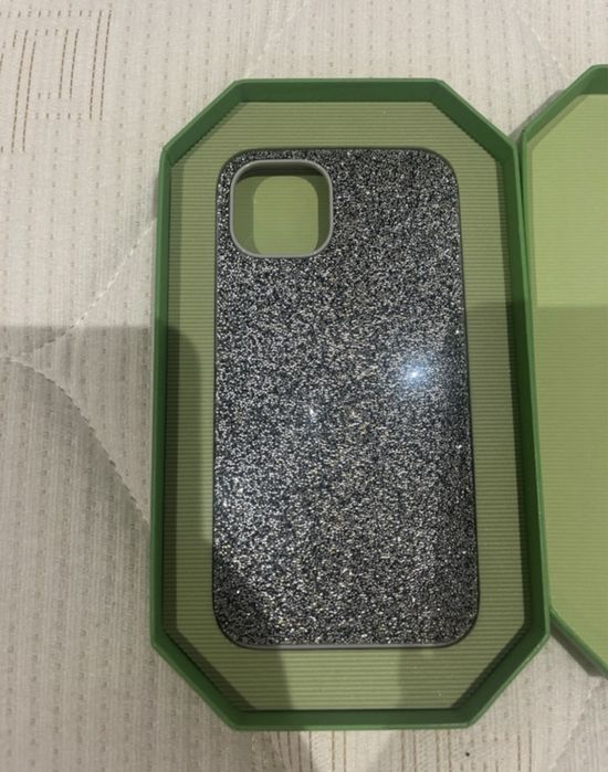 Capa brilhante da swarovski