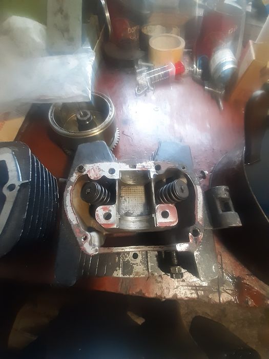 Продам запчастини двигуна вайпер р1