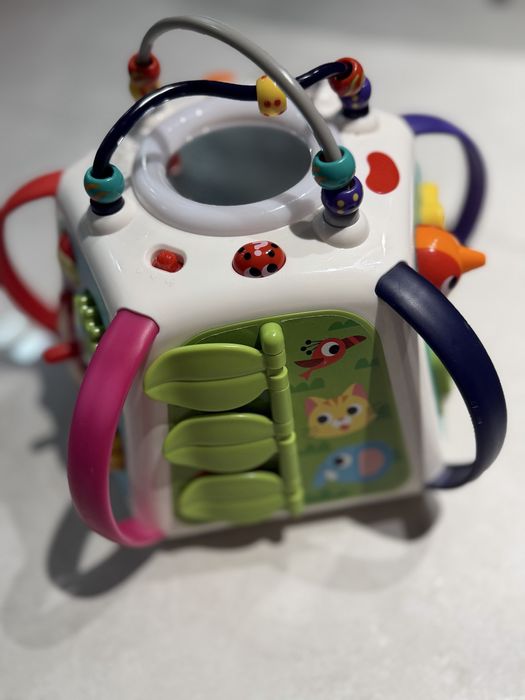 Бізі куб музичний