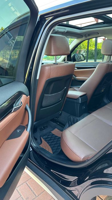 Продам BMW X1 2012