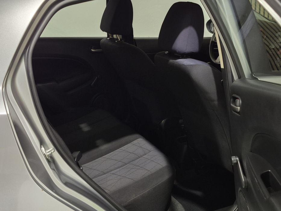 Mazda 2 — fotografia 6