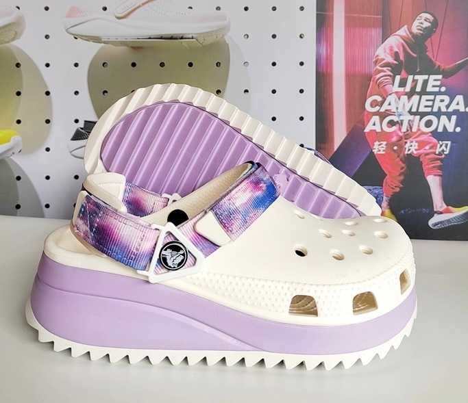 Crocs Classic Hiker Dream женские кроксы на платформе