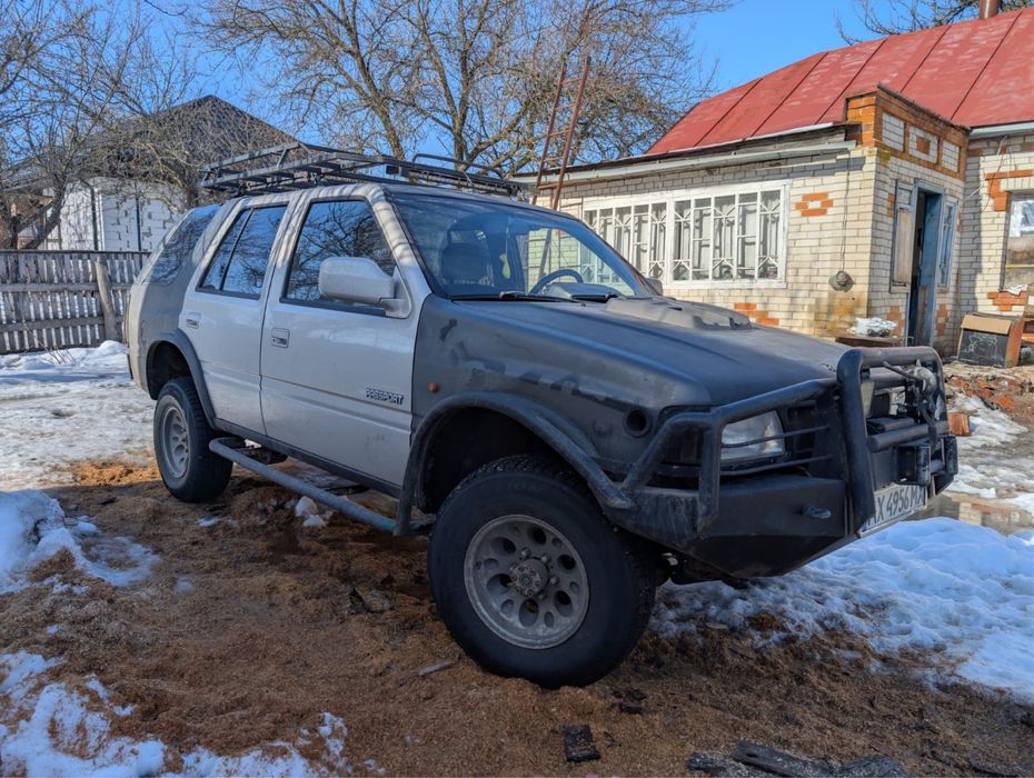 Opel Frontera A 2.4i