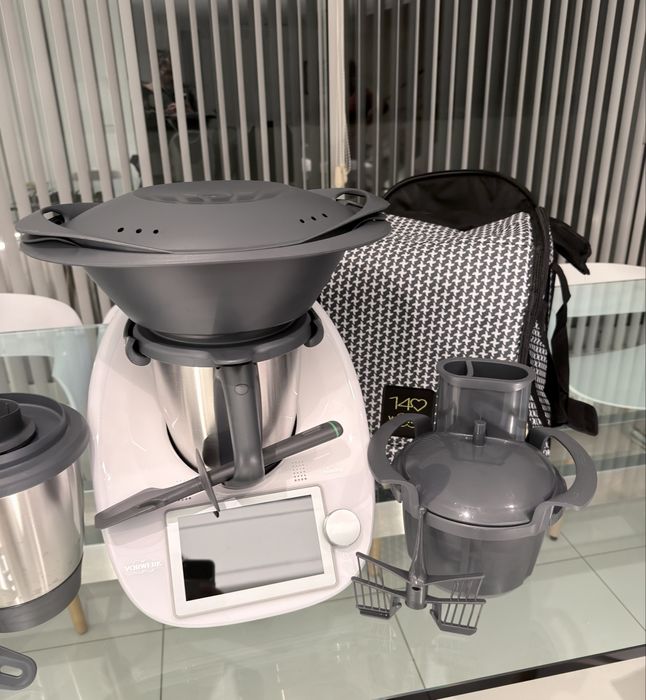 Bimby TM6 igual a nova com Fatura e Garantia de fabrica