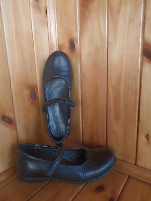 Туфлі Minimen нат. шкіра гарний стан