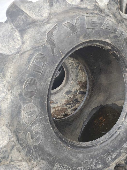 Opona rolnicza 800/65R32 Goodyear kombajn Claas John Deere