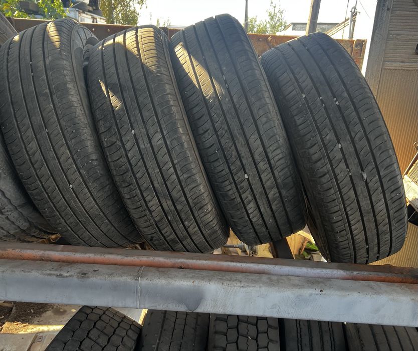 Резина R 16 215/65C