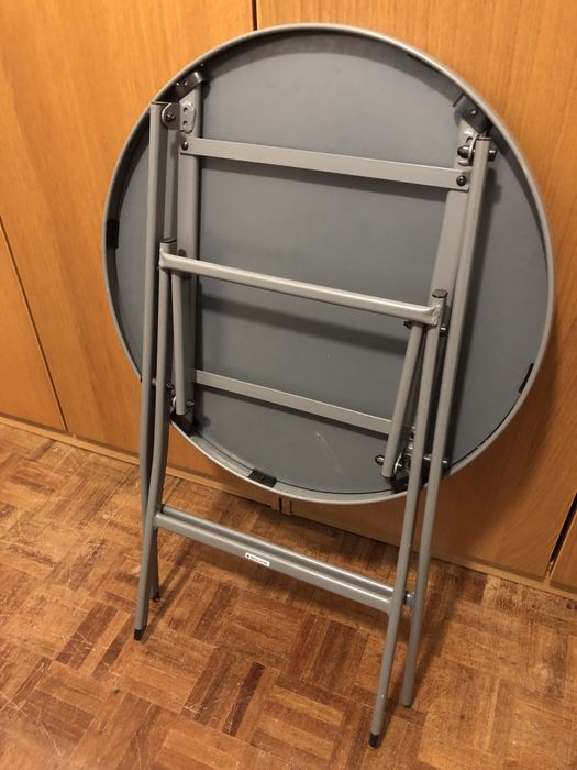 Mesa de metal jardim desdobrável redonda de vidro