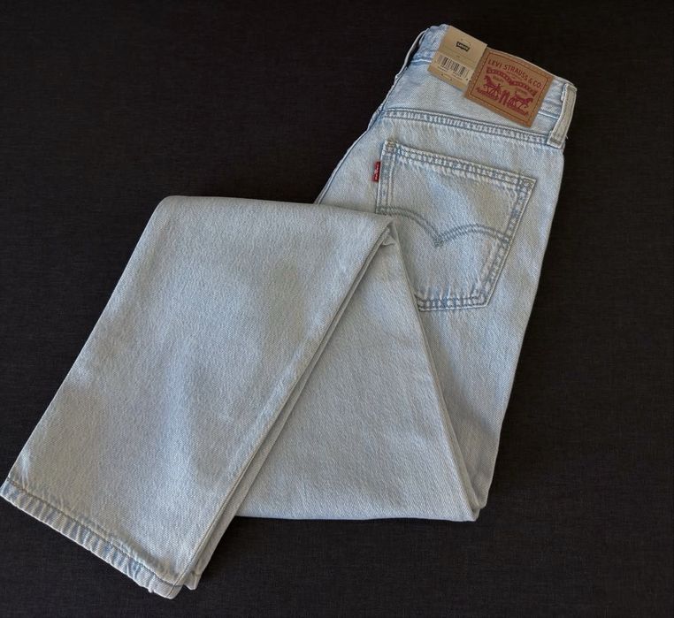 Джинси оригінал Levi’s low pro ligtweight right over light wash  р 28