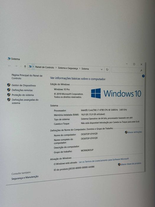 Computador com i7, 16GB RAM, Gráfica GTX e SSD + teclado e rato