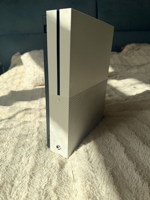 Xbox one S konsola
