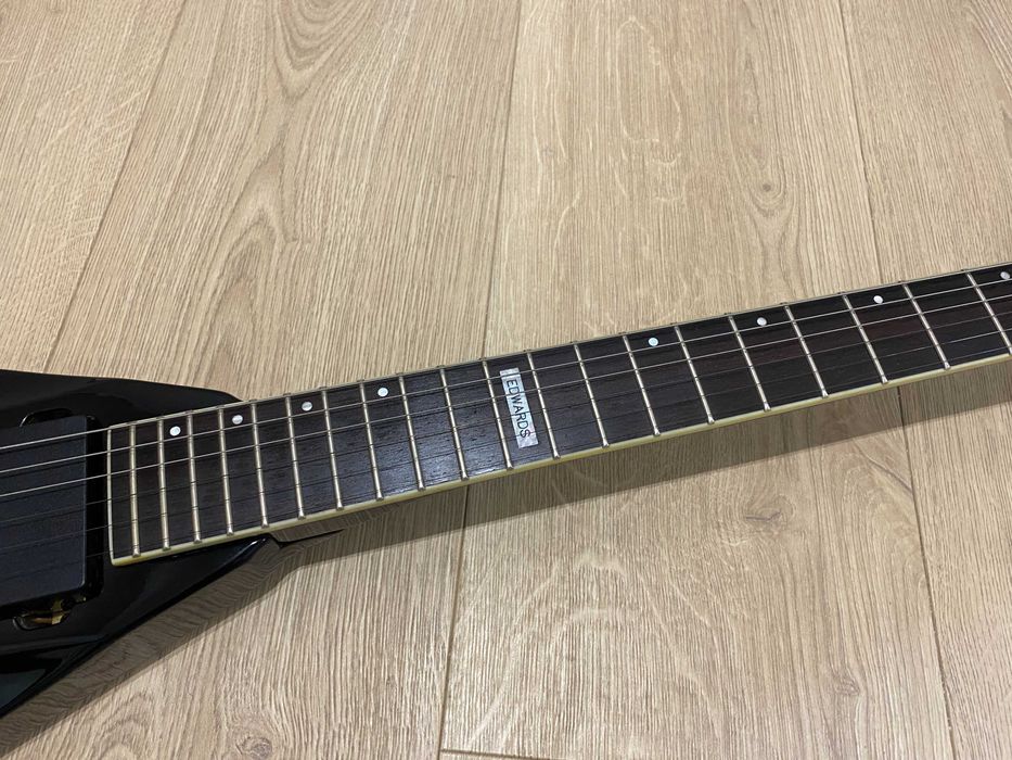 Gitara elektryczna ESP EDWARDS PENICILLIN EC-105V Flying V