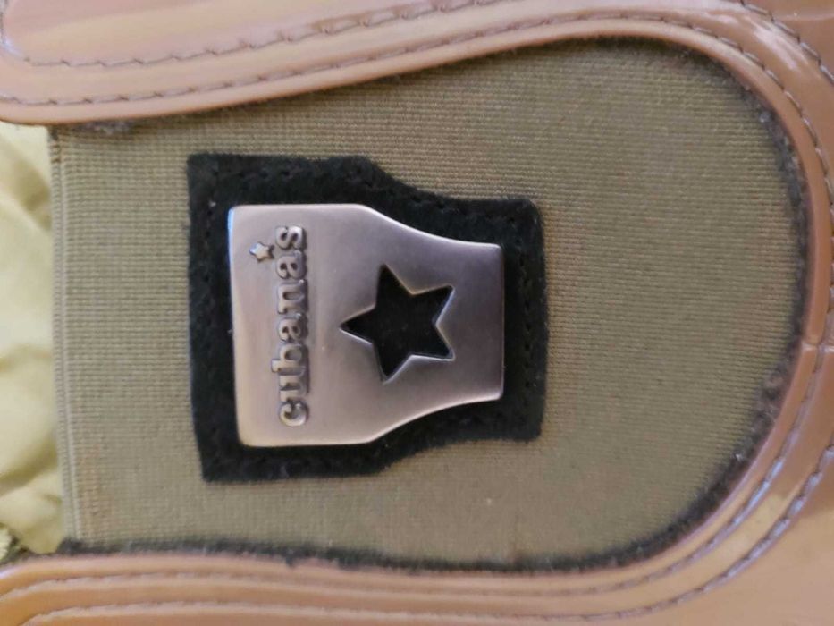 Botas Cubanas em bom estado
