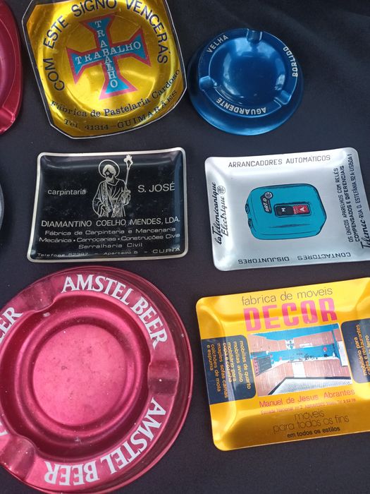 Lote de cinzeiros em metal ( vários preços)