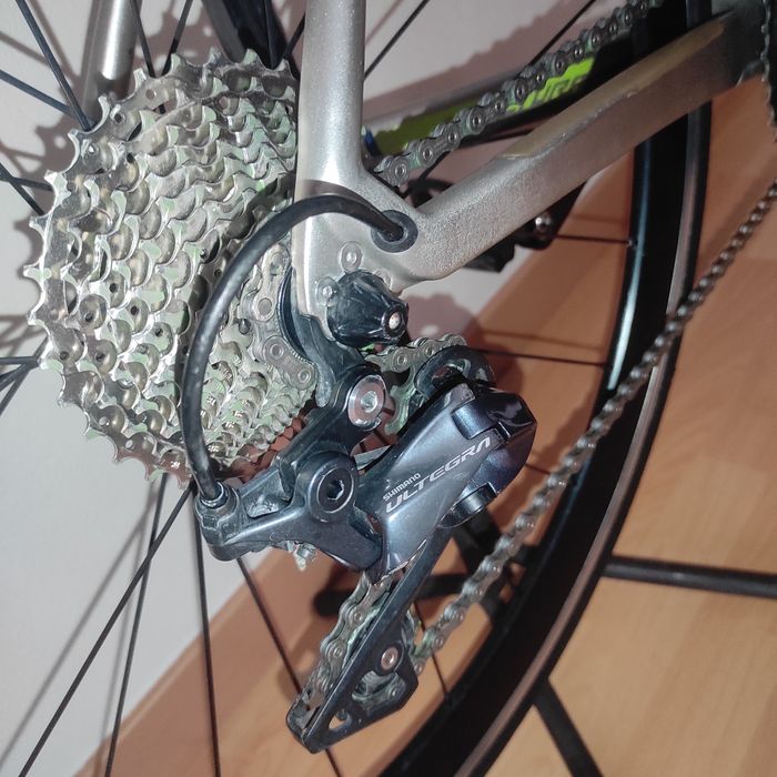 Bicicleta Mérida Scultura 5000 carbono