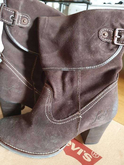 Botins Levi's 38