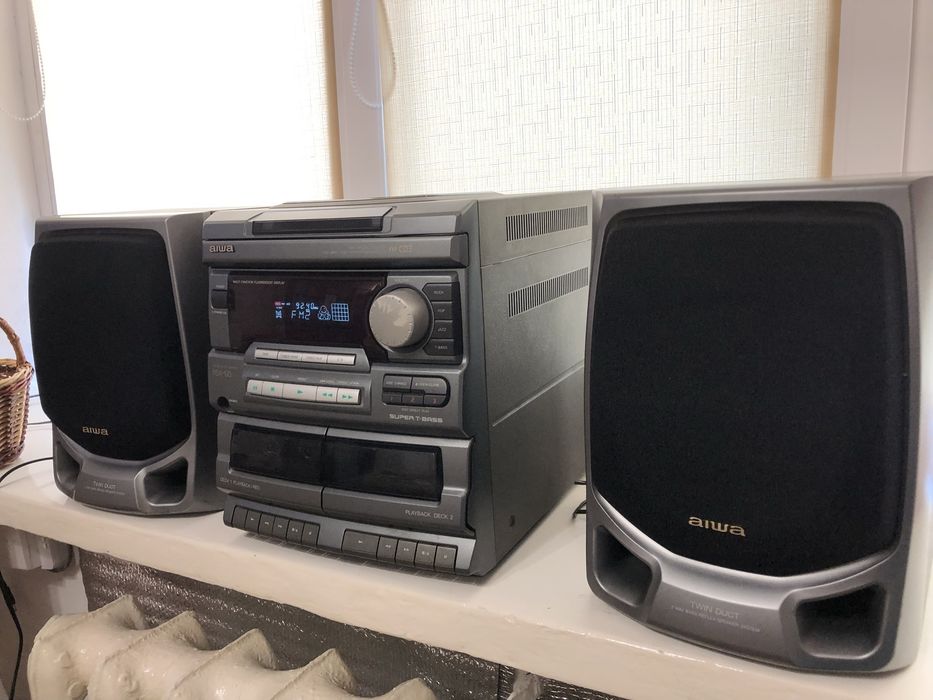 Продам музичний центр AIWA NSX-S10