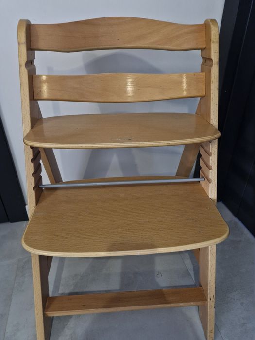 Krzesełko drewniane dla dziecka