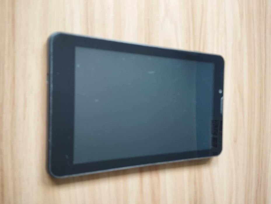 Tablet Omna W7 LTE sprawny używany