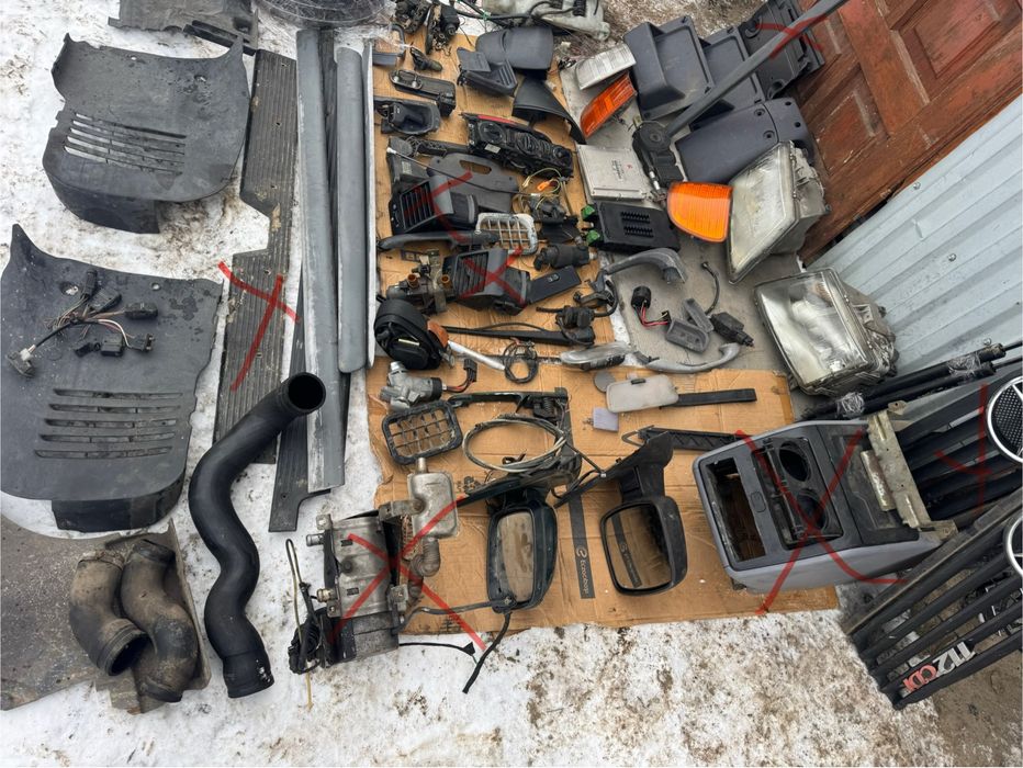 Продам пластик салона мерседес вито 638 оригинал