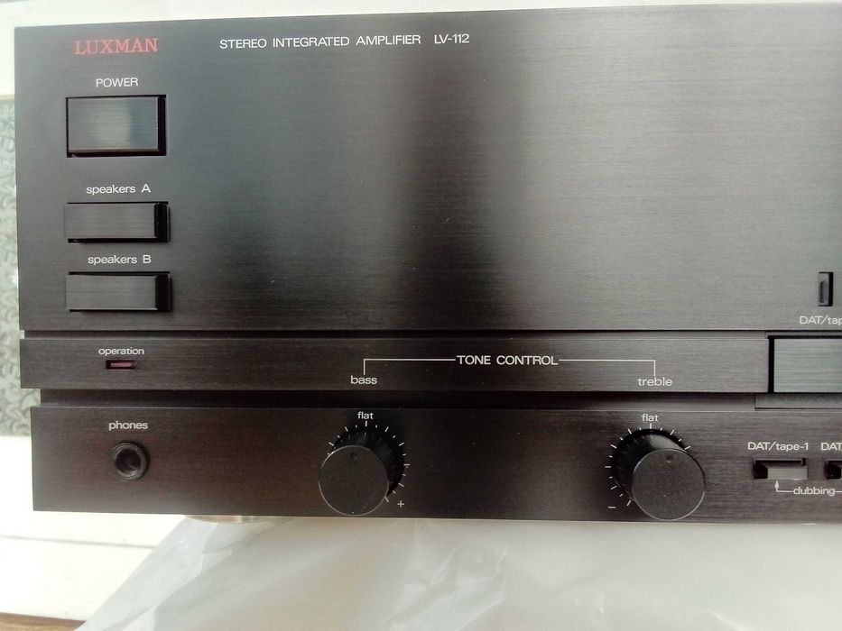 LUXMAN LV112 Amplificador excelente estado