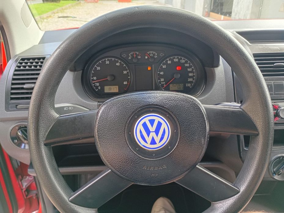 Vendo VW polo 2002 com apenas 152mil kms