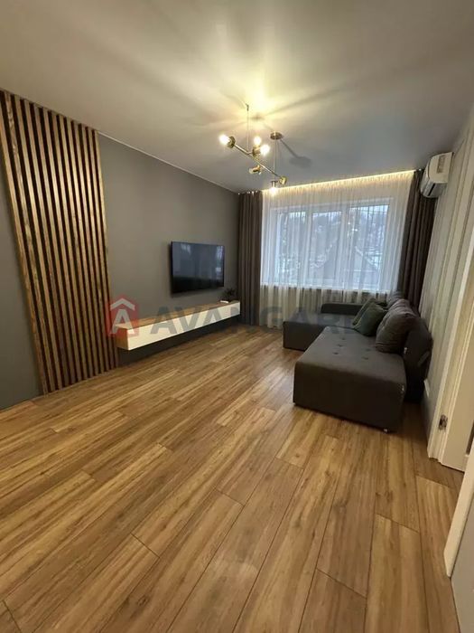 Здам 3х кімн НАБЕРЕЖНА ПЕРЕМОГИ, поверх 2/9, ЦІНА 18900 грн