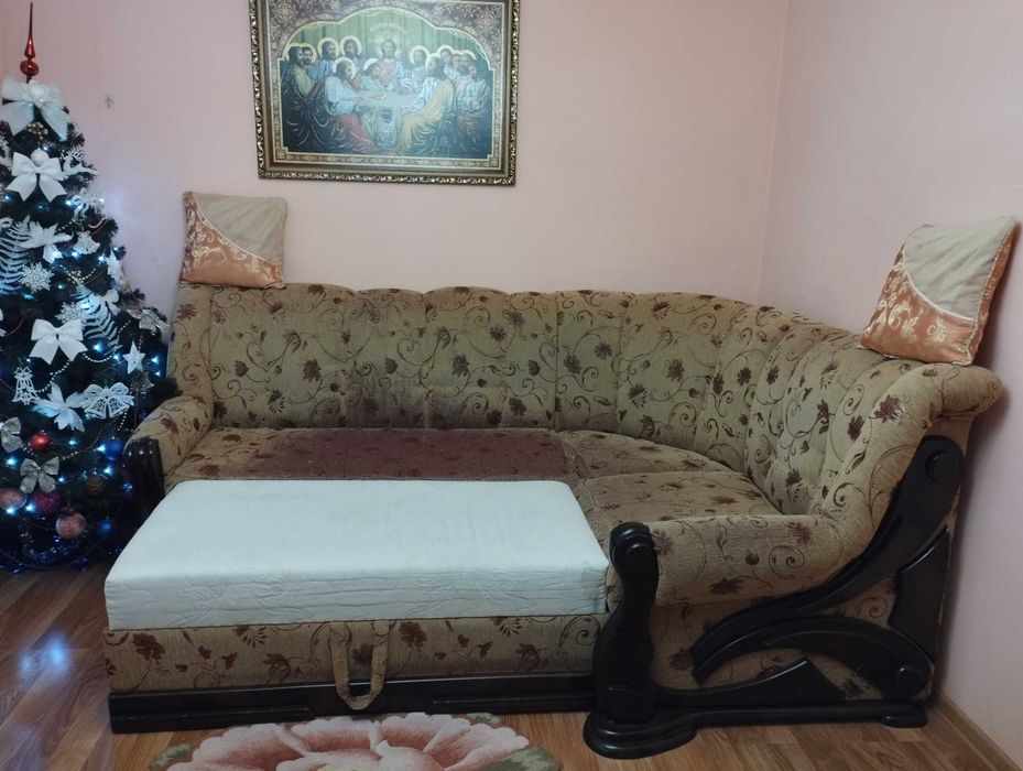 Диван, в хорошому стані!