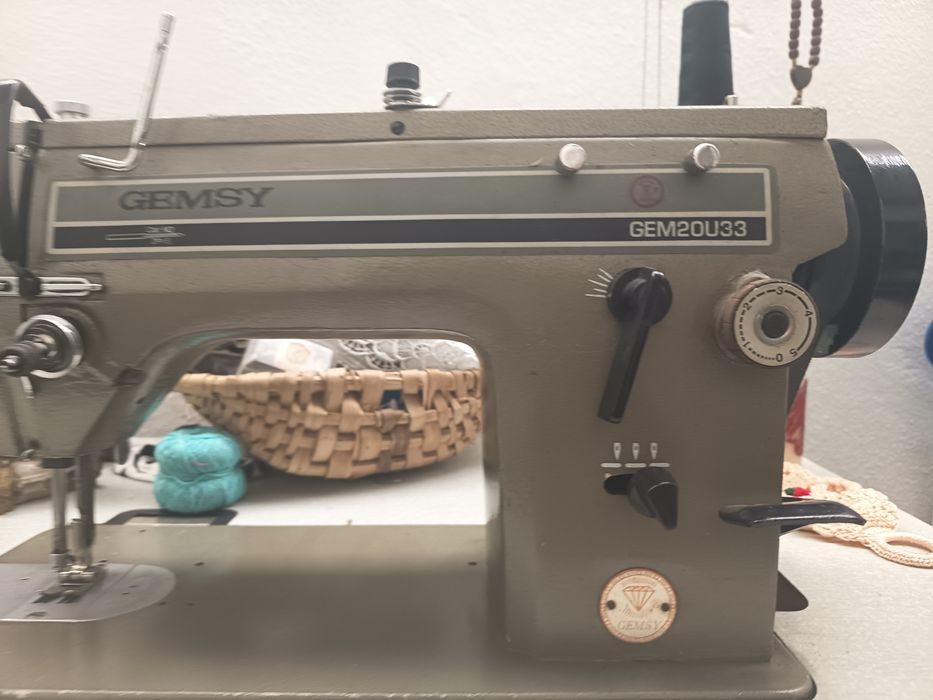 Vendo máquina de custar