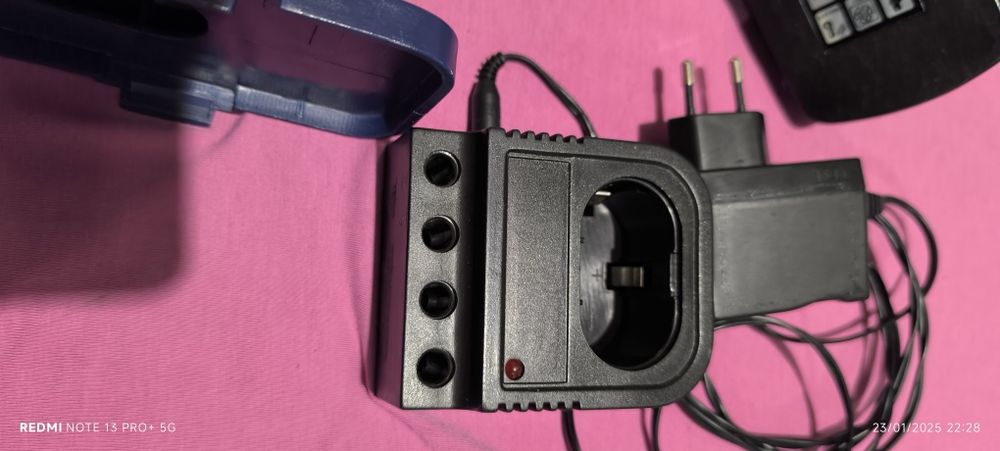 Máquina de Parafusar a Bateria Como Nova