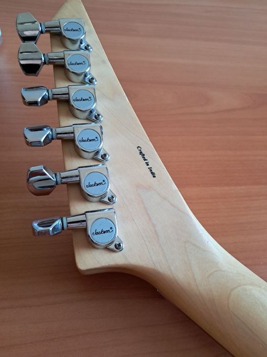 Jackson JS 30 superstrat