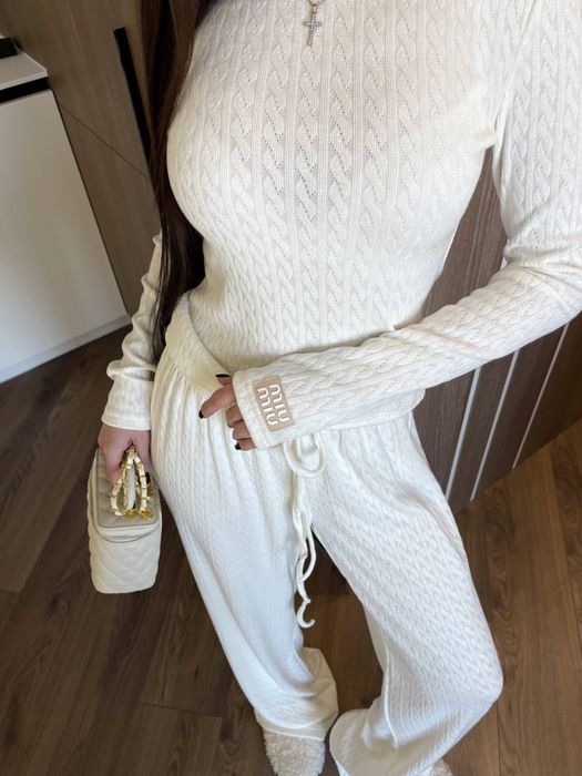 Жіночий ангоровий костюм miu miu, лонгслів+штани, косичка