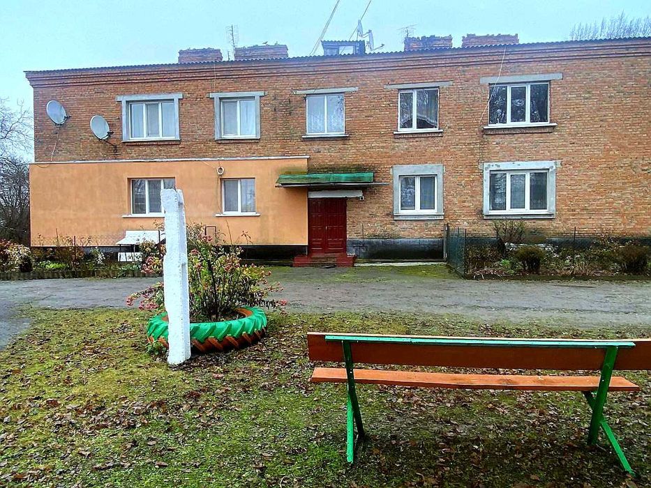 2-кімнатна квартира в смт Вовковинці / Двокімнатна квартира