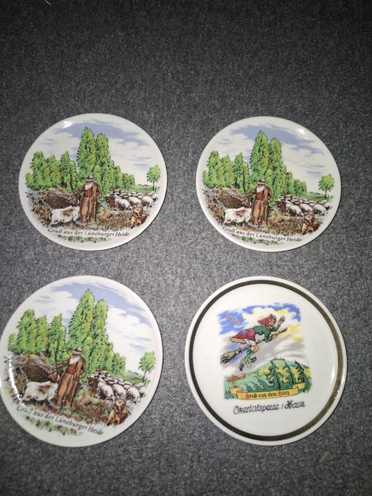 Spodki 4 sztuki talerzyki