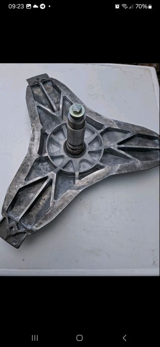 Хрестовина. Тени. Амортизатори. Запчастини Miele.