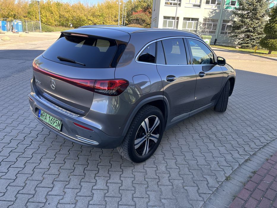 Mercedes EQA 250