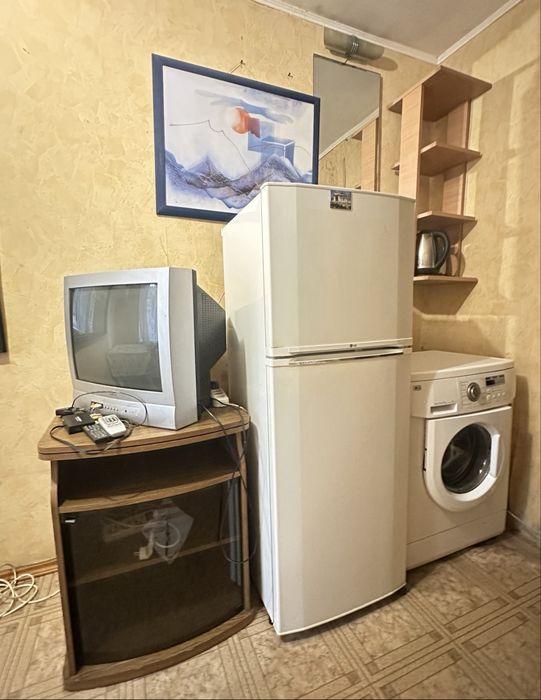 Черемушки/Академика Филатова,уютная  комната 10м, мебель, техника