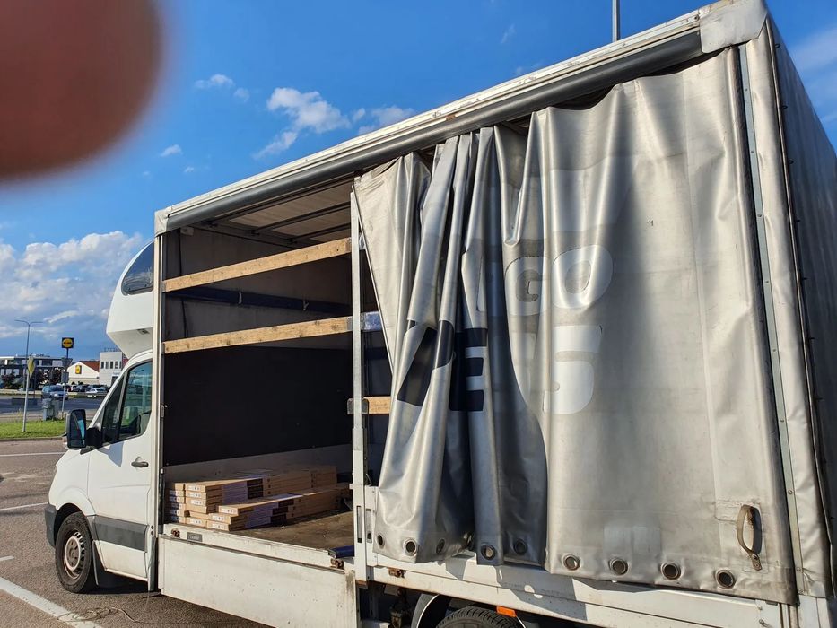 Mercedes-Benz Sprinter Lamar