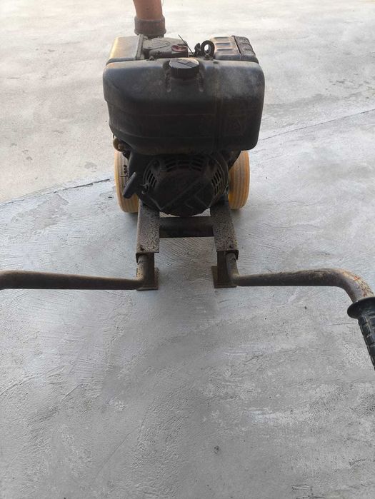 Motor de rega - excelente estado