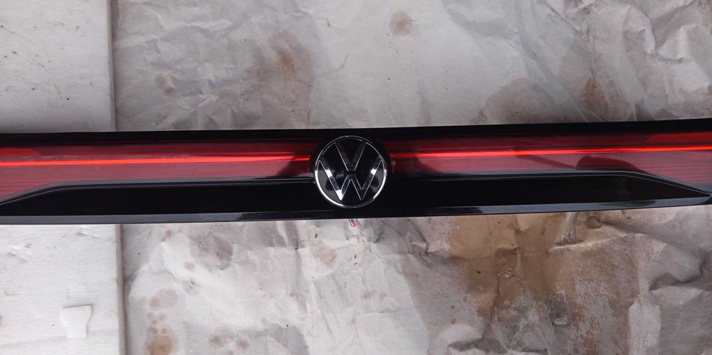 Lampa Tylna Blenda klapy VW Volkswagen Passat B9 Kombi 3J0.945.093