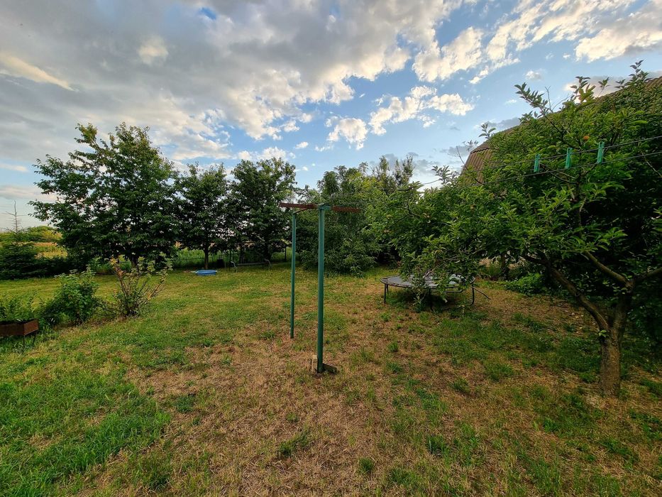 Будинок біля озера, с. Слобода Черкаського району