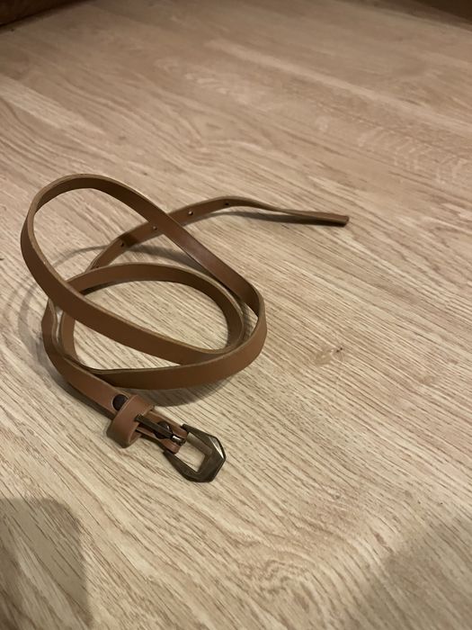Pasek cienki brązowy