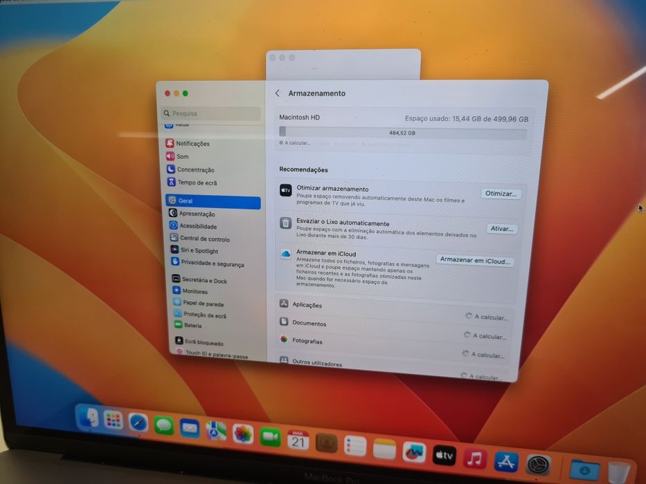 Macbook Pro A1707 15 polegadas Versão i7 16Gb Ram446817581097308162