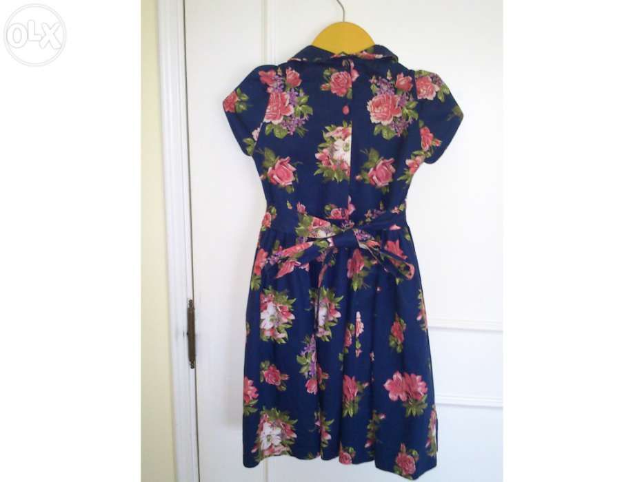 Vestido às flores