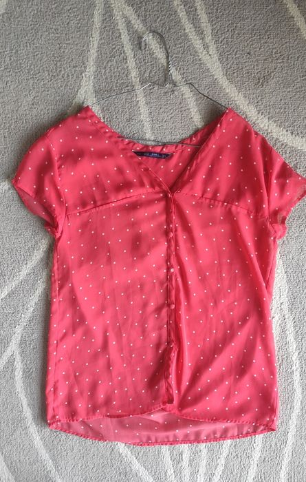 Brand-name clothing, various sizes, in good condition64409205113473123