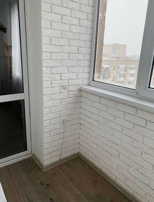 Продам 3 кімнатної квартири Відродження.