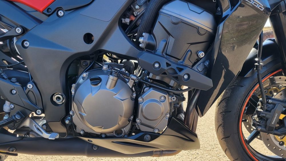 Kawasaki Z1000 2015p.